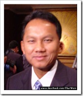 Pic 01 - Somsak Thepsutin - Minister of Industry